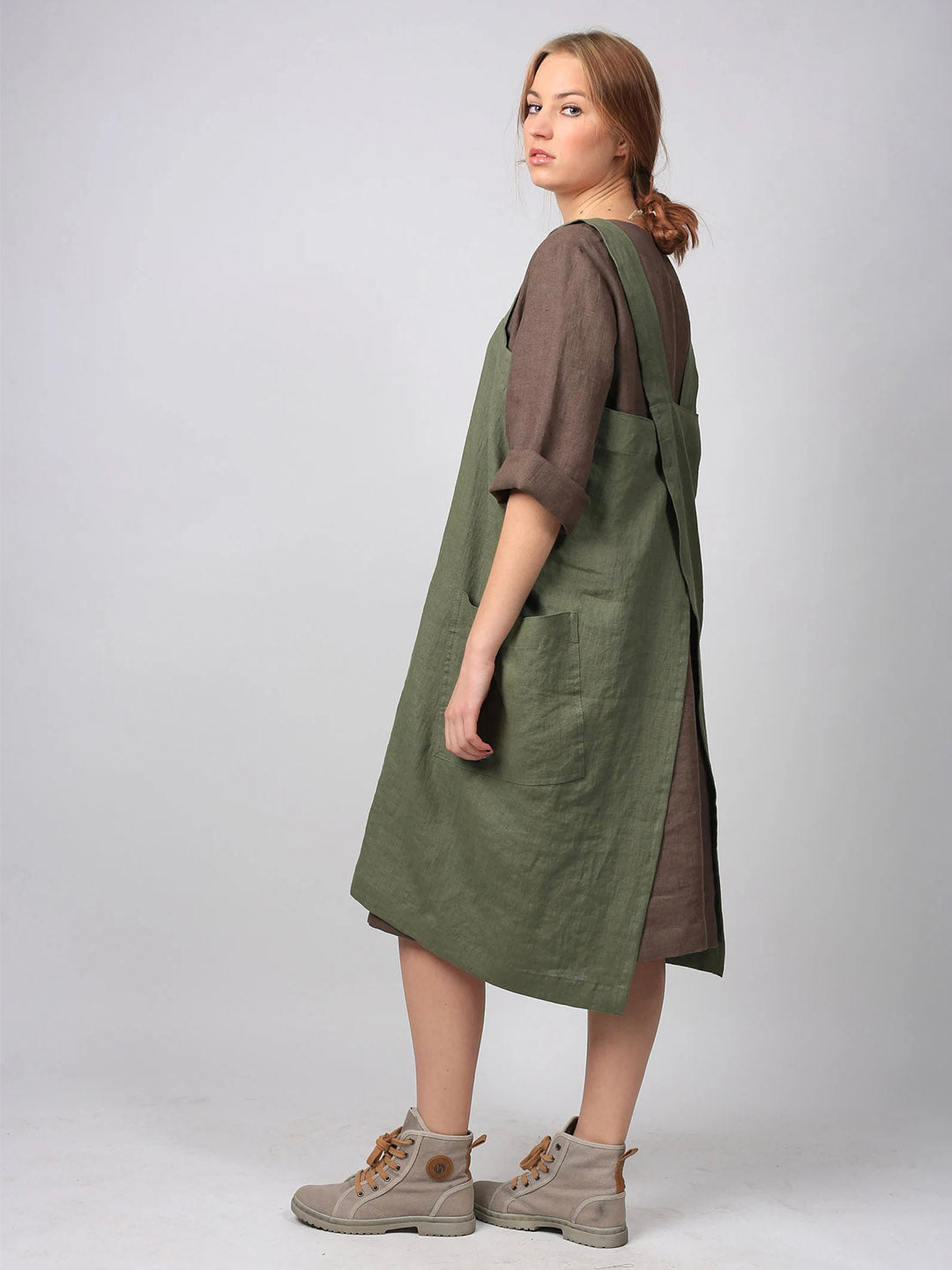 Square Cross Cotton and Linen Pinafore Apron with Deep Pockets