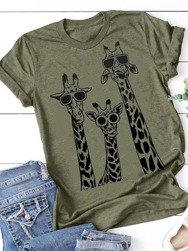 Three Giraffe Heads Graphic Short Sleeve T-shirt