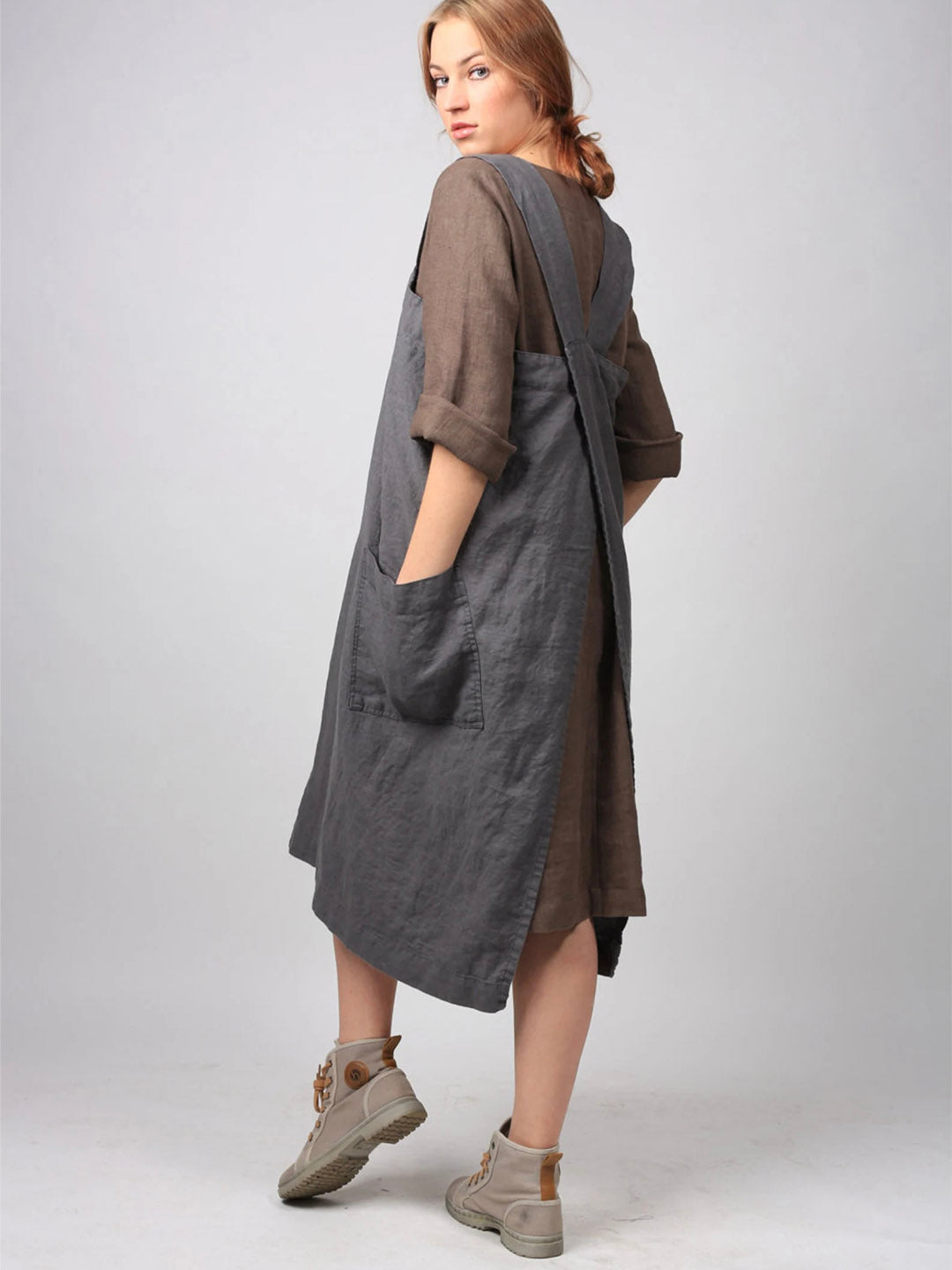 Square Cross Cotton and Linen Pinafore Apron with Deep Pockets